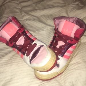 Vintage Adidas hightops